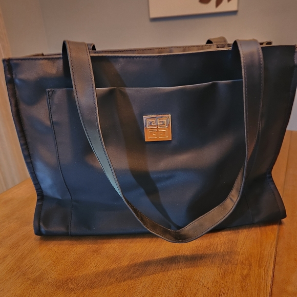 Givenchy Parfums L Nylon Tote - Picture 4 of 15